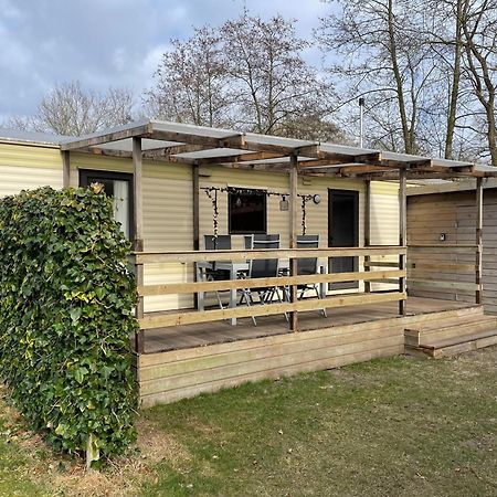 Chalet Buitengewoon Рейс Экстерьер фото